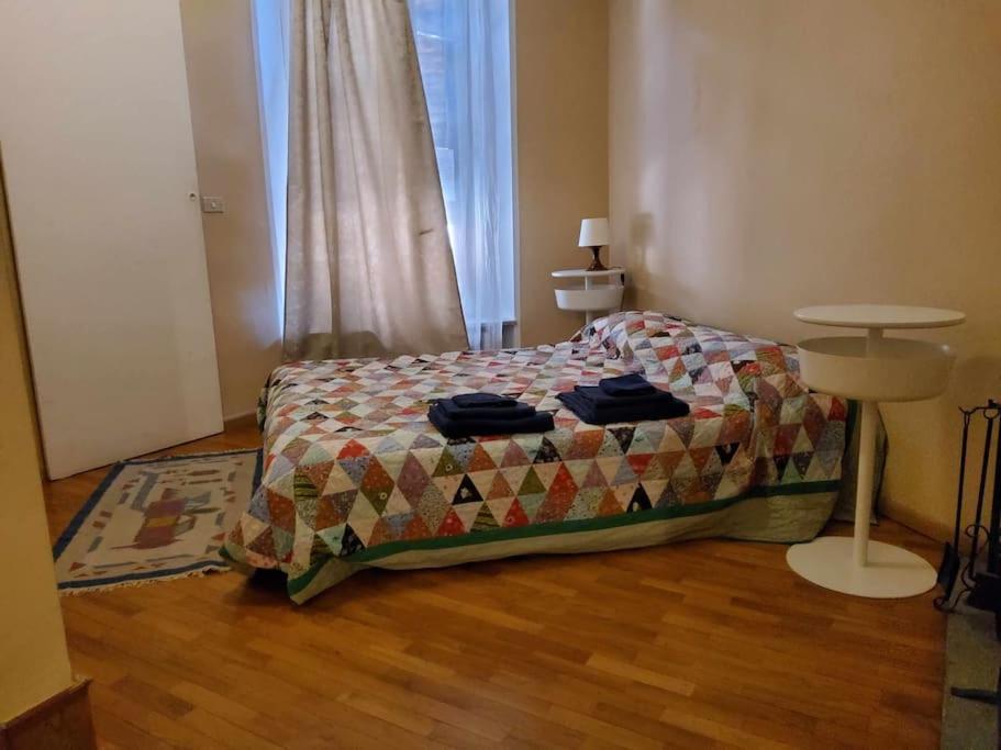 Appartamento Antica Casa Odone Asti Esterno foto