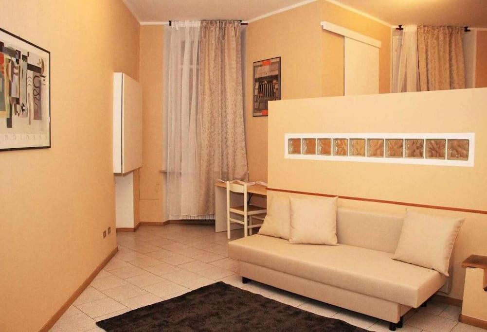 Appartamento Antica Casa Odone Asti Esterno foto